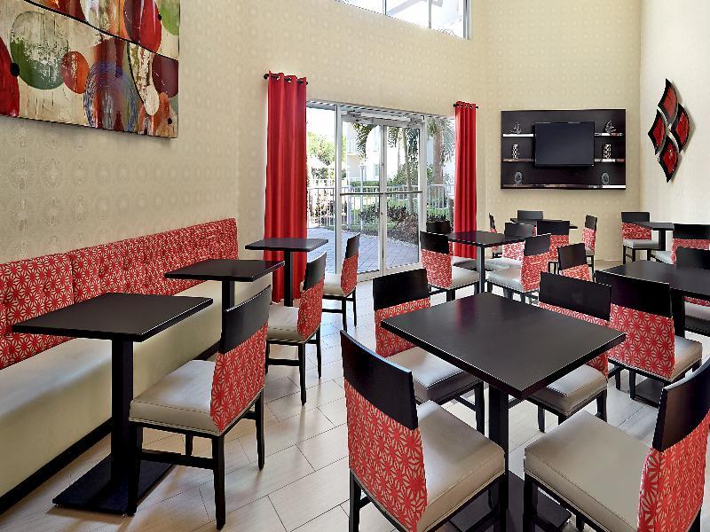拿坡里市中心第五大道智选假日酒店 North North Naples 外观 照片